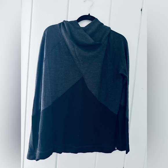 NWT Smartwool Merino 250 Black and Charcoal Hooded Pullover Sweater / XL - Picture 1 of 8
